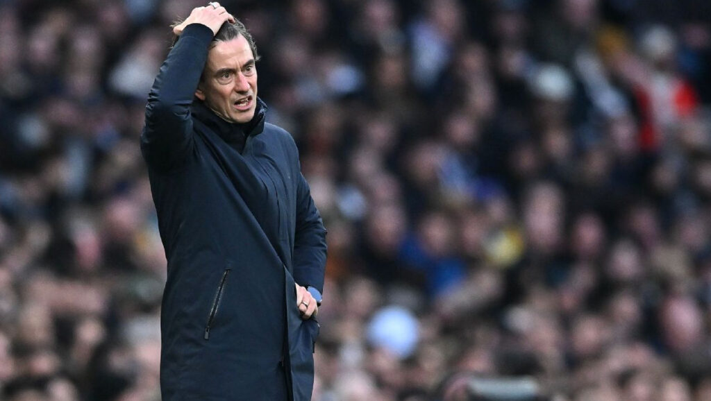 Ghế nóng của HLV Thomas Frank tại Tottenham đang lung lay dữ dội.