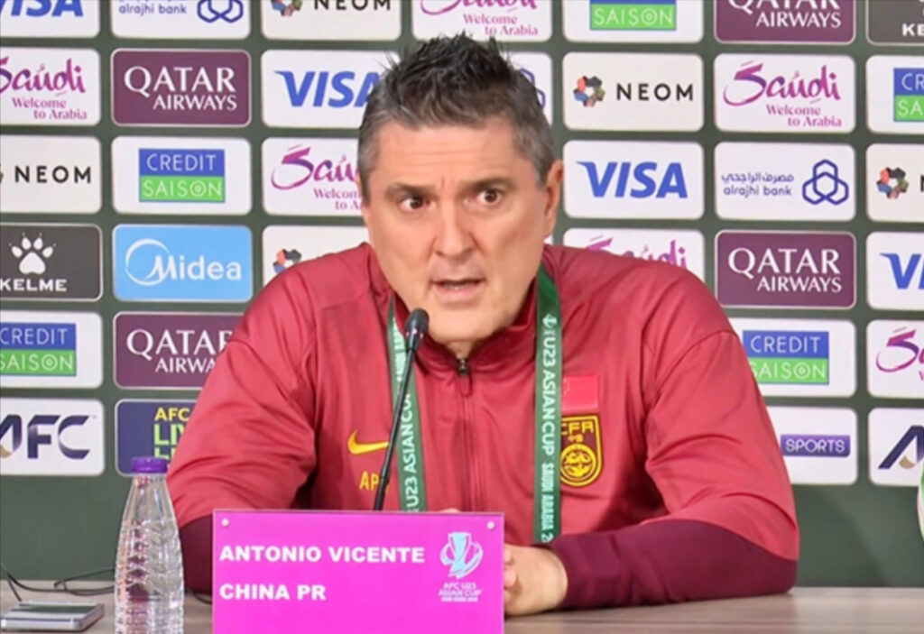 HLV Antonio Puche đánh giá U23 Việt Nam là đối thủ khó nhằn