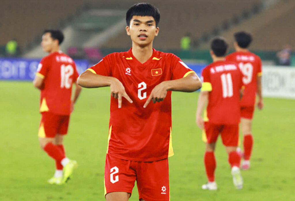 Lê Phát ghi bàn mở tỉ số cho U23 Việt Nam ở phút 39