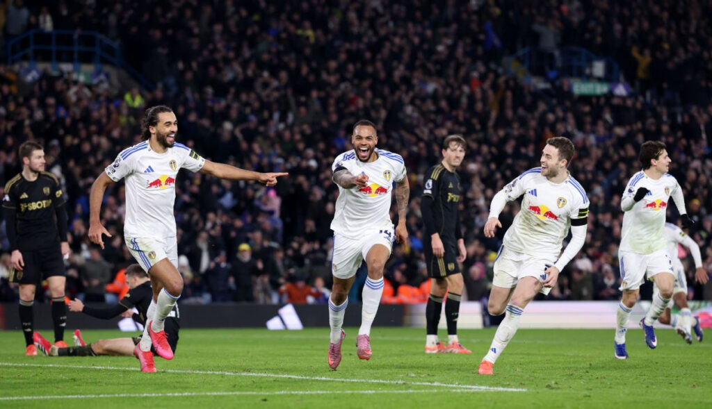 Lukas Nmecha ghi bàn thắng quyết định giúp Leeds United đánh bại Fulham 1-0