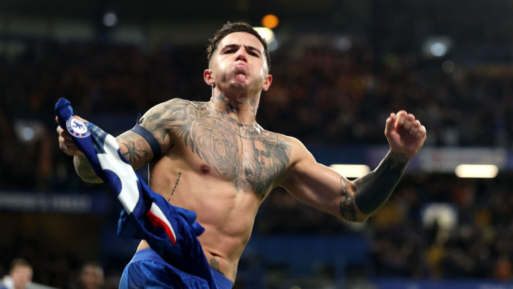 Enzo Fernández ghi bàn quyết định, hoàn tất màn ngược dòng ấn tượng cho Chelsea