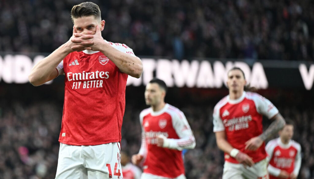 Viktor Gyökeres lập cú đúp, giúp Arsenal dễ dàng đánh bại Sunderland.